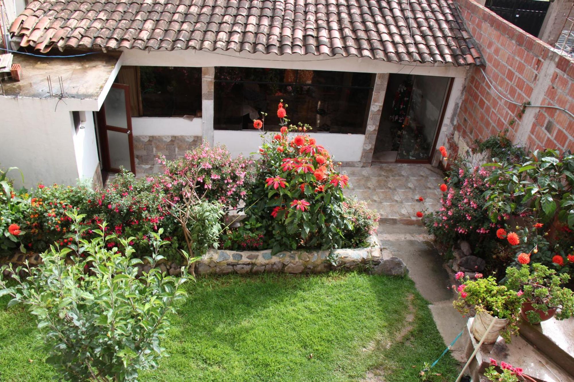 Casa Urqu Bed & Breakfast โอยานไตตามโบ ภายนอก รูปภาพ